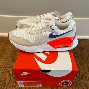 Nike Air Max SYSTM women’s shoe size 7.5